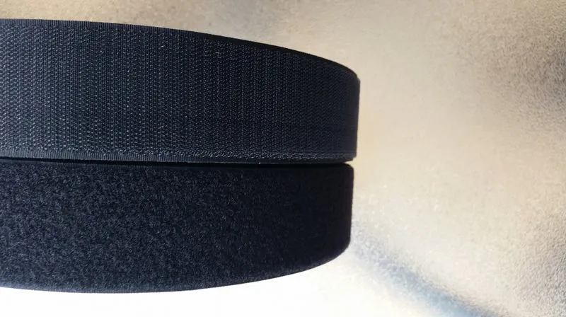 Klettband selbstklebend 4cm breit schwarz