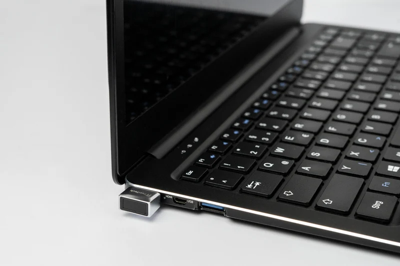FPS210 USB-C Fingerabdruck-Sensor für Windows Hello | Silber