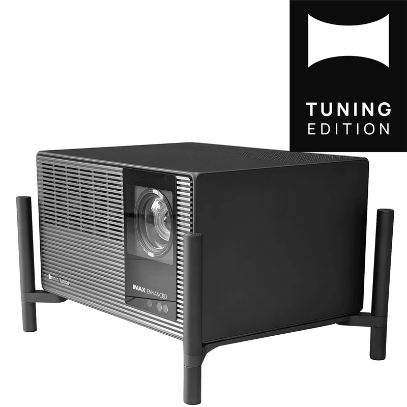 XGIMI Titan Noir - 4K HDR Laser Beamer | HEIMKINO.de Tuning Edition