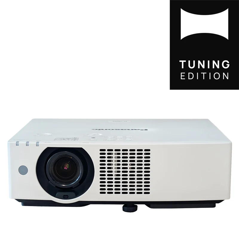 Panasonic PT-VMZ62EJ - WUXGA Laser Golf Beamer | HEIMKINO.de Tuning Edition