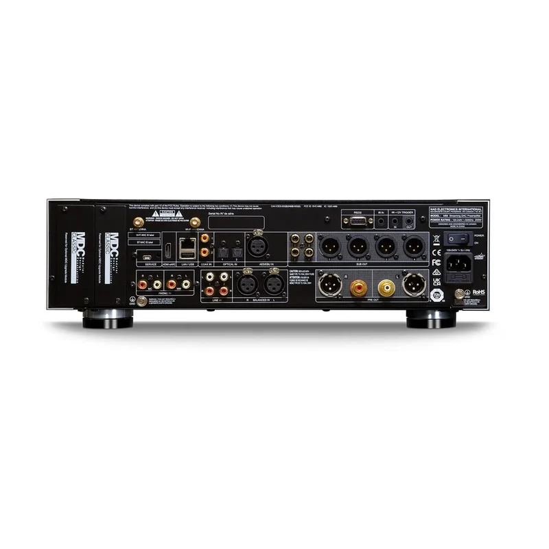 NAD M66 mit Streaming und DAC