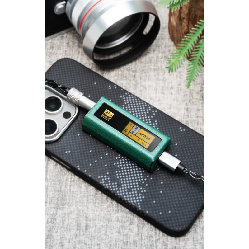 DC04 Ultra Leather Case