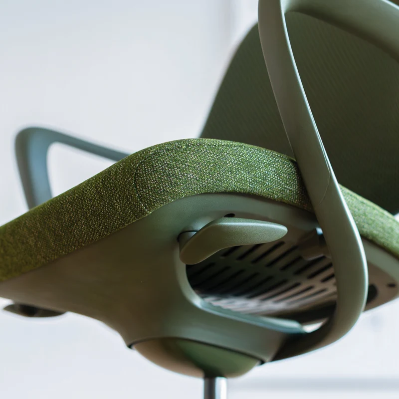 Desky Evoque Low Back Office Chair - Dark Green / Yes