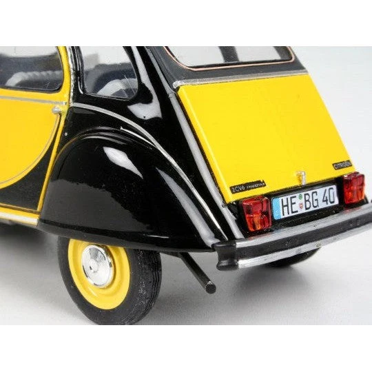 Revell 1/24 Citroen 2CV Charleston