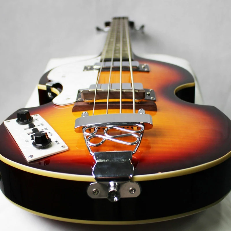 Axiom Cavern Bass - Left Handed
