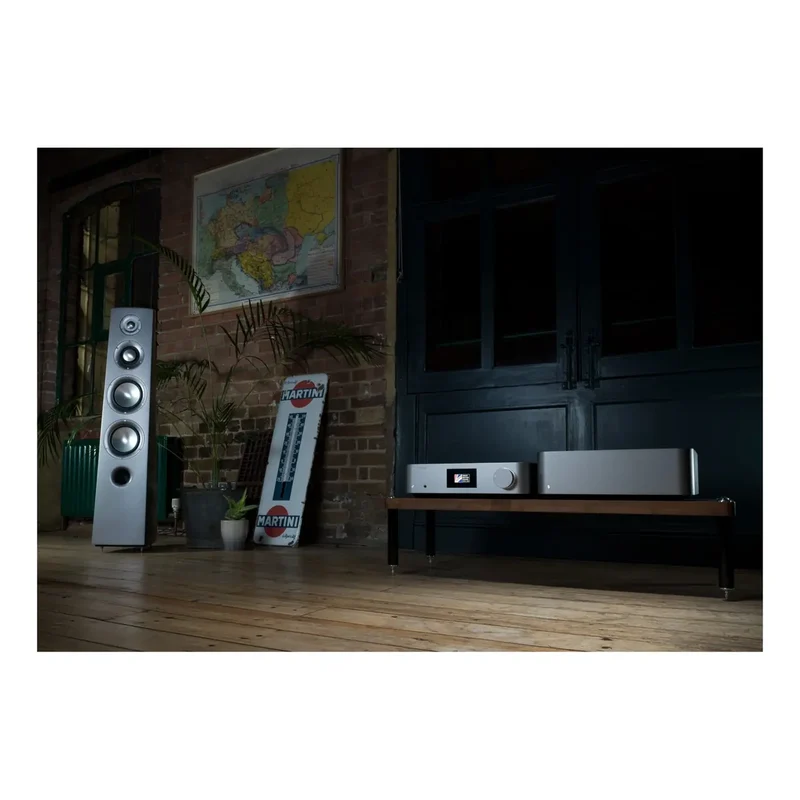 Cambridge Audio Edge W