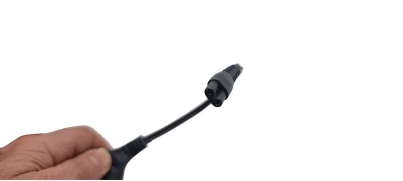 Câble secteur type 8 IEC C7 lampe torche rechargeable 220V