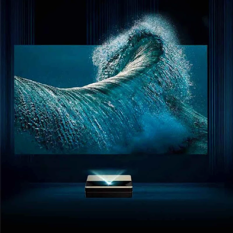 Chiq B8U Laser-TV 4K mit android TV OS und HDMI 2.1