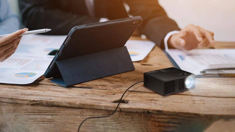 Optoma ML750i - Micro-Portable LED Projektor