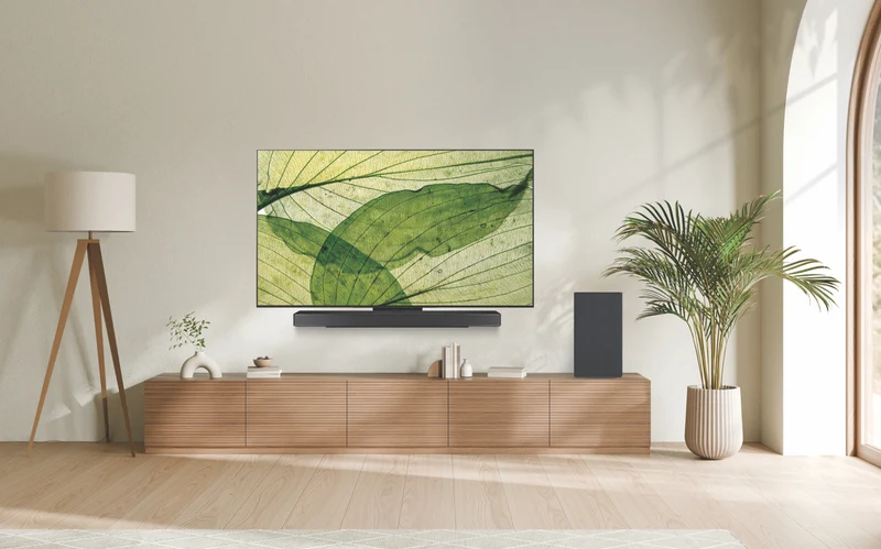 LG 83" OLED EVO C5 AI UHD 4K Smart TV 2025