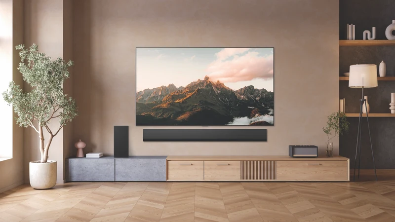 LG 97" OLED EVO G5 AI UHD 4K Smart TV 2025