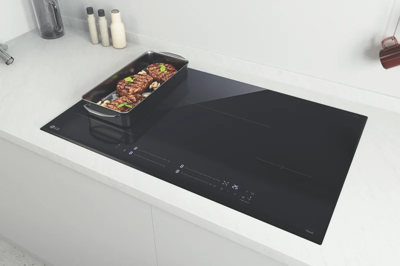 LG 80cm Induction Cooktop 4 Cook Zones, 1 Flex
