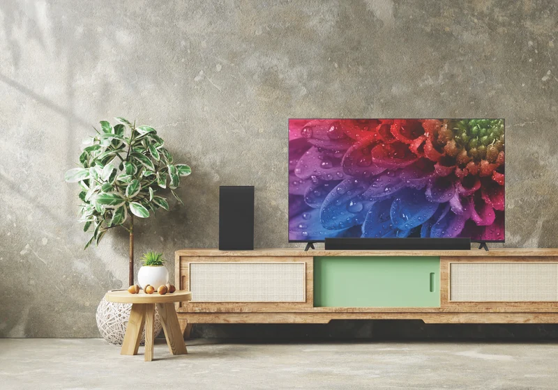 LG 86" UT8050 4K UHD LED Smart TV 24