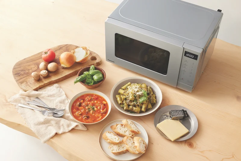 Panasonic 20L 800W Compact Microwave Silver