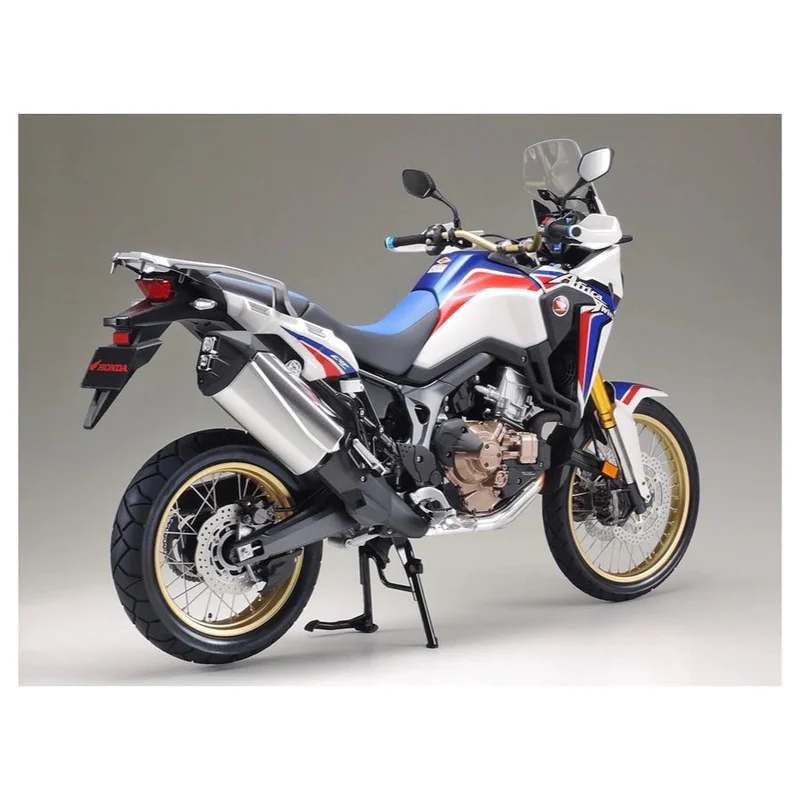 Tamiya 1/6 Honda CRF1000L Africa Twin