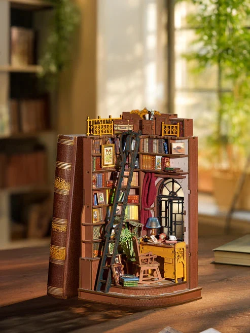 Robotime DIY Bookends Silent Corner