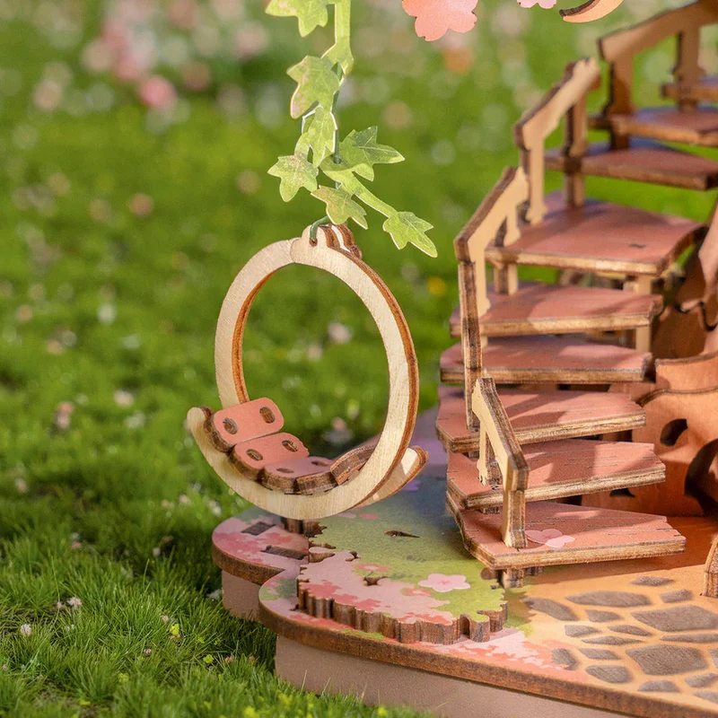 DIY Sakura Tree House