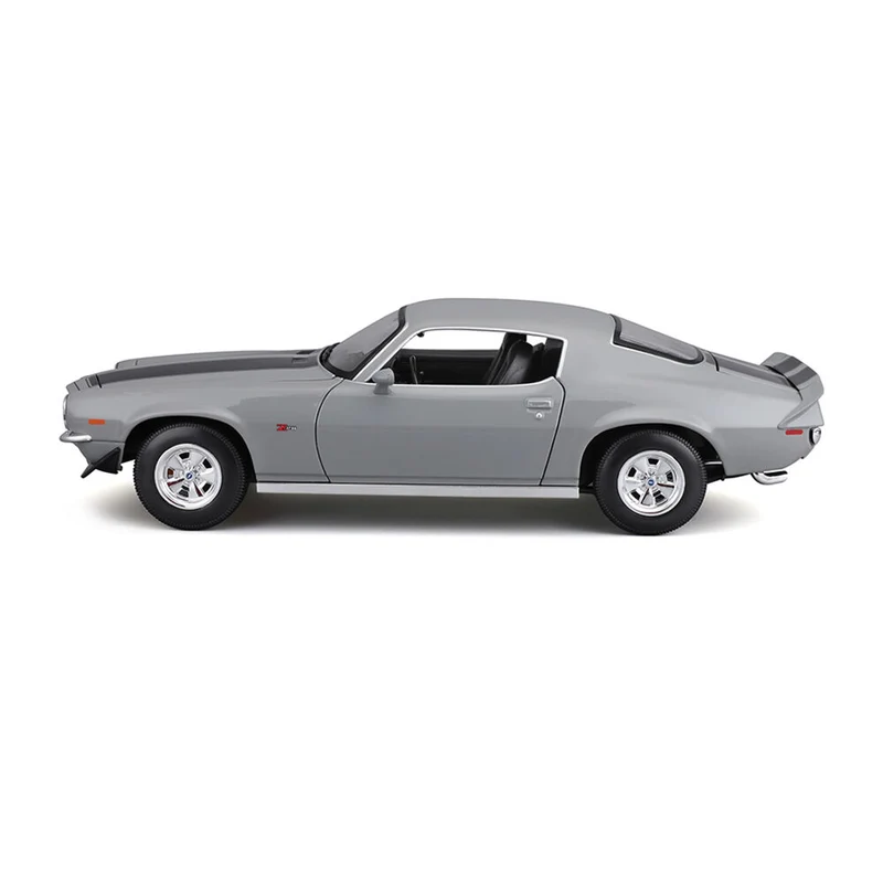 Maisto 1:18 Scale 1971 Chevrolet Camaro Grey Diecast Vehicle Model