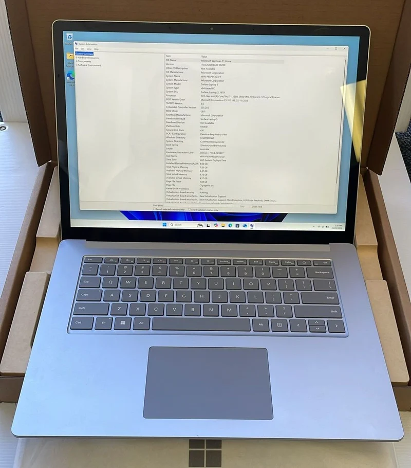 Microsoft Surface Laptop 5 (1979) 15" i7-1255U 10-Cores 256GB 8GB RAM [~Refurbished: As New]