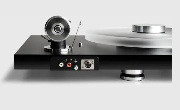 Debut Reference 10