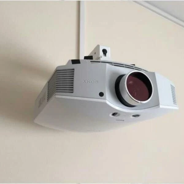 Beamer Wandhalterung Universal