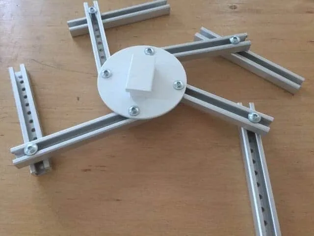 Beamer Wandhalterung Universal