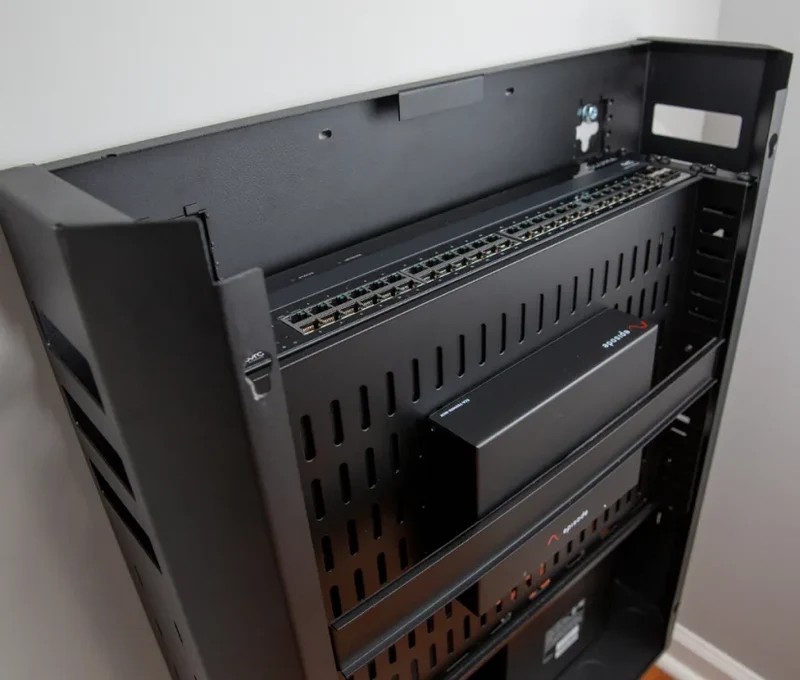 Strong™ Vertical Wall Mount Rack