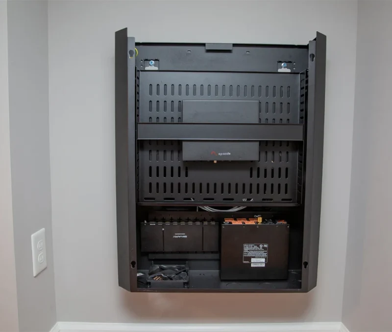 Strong™ Vertical Wall Mount Rack