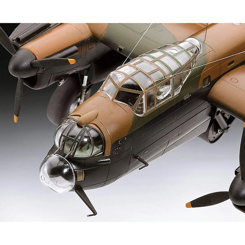 Revell 1/72 Lancaster B.III Dambusters