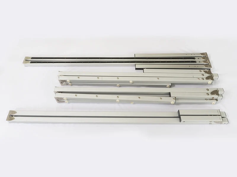 Elite Screens - GolfSim Portable ImpactWhite® 350 – Mobile Leinwand für Golf- & Sport-Simulatoren