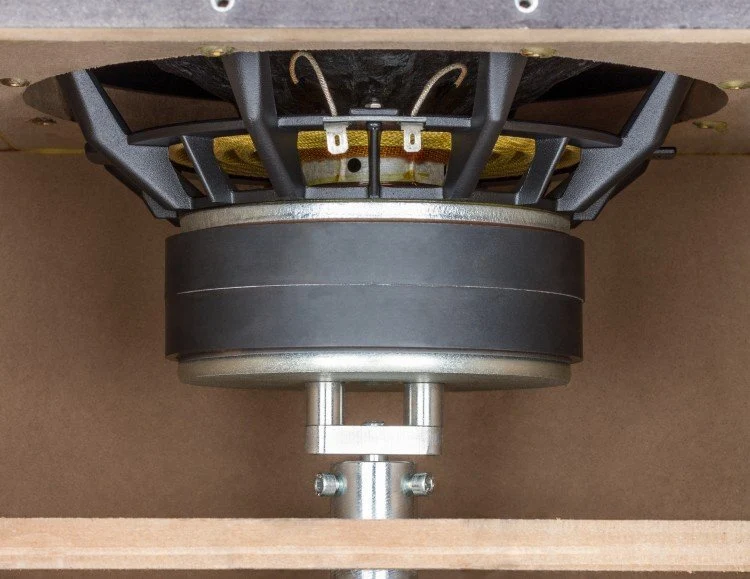 ELAC SUB 2070 Aktiv Subwoofer