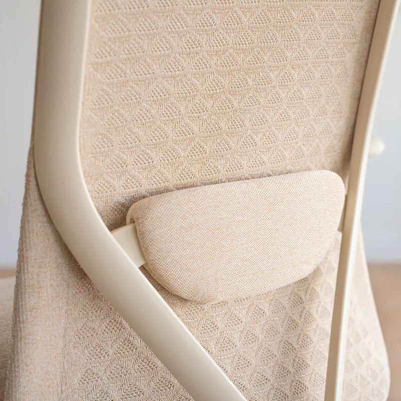 Desky Pro Ergonomic Mesh Chair No Headrest Pink