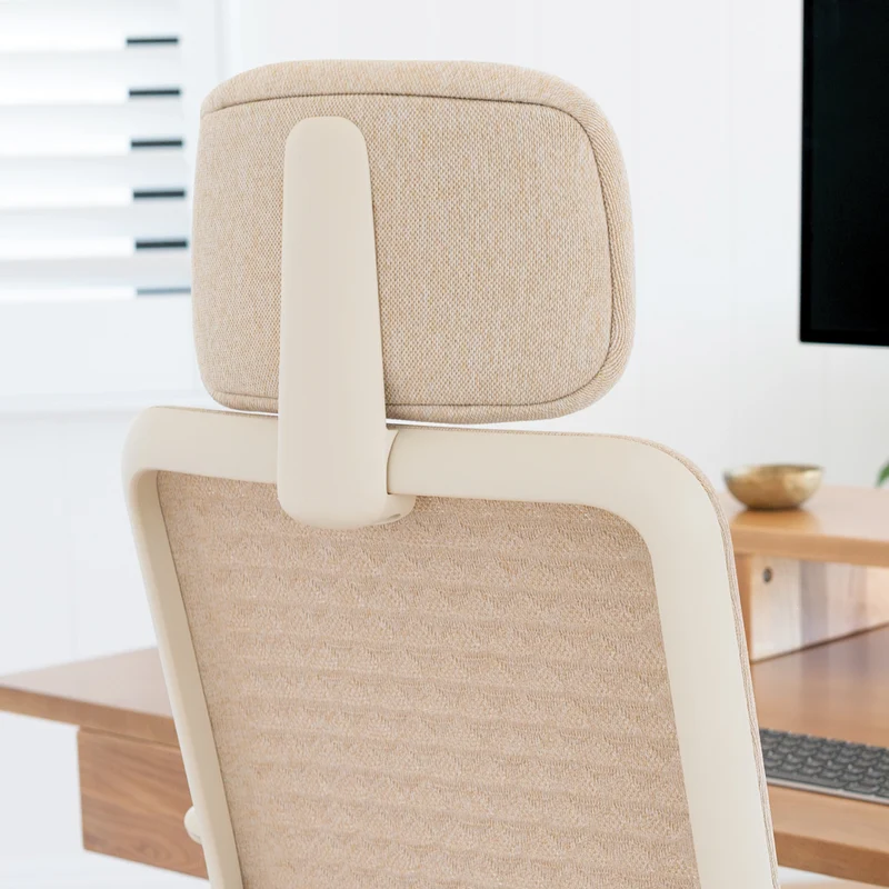 Desky Pro Ergonomic Mesh Chair No Headrest Pink
