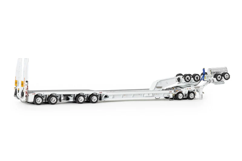 Drake Collectibles 1/50 White 4x8 Swingwing and 2x8 Dolly