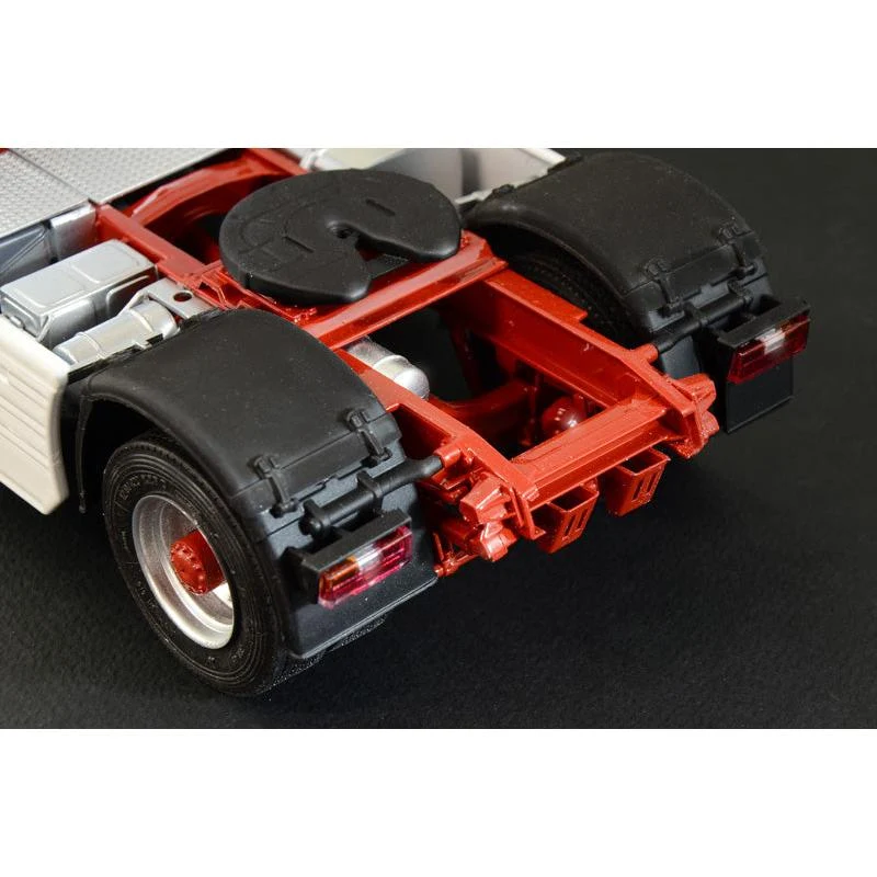 1/24 IVECO Turbostar 190.48 Special