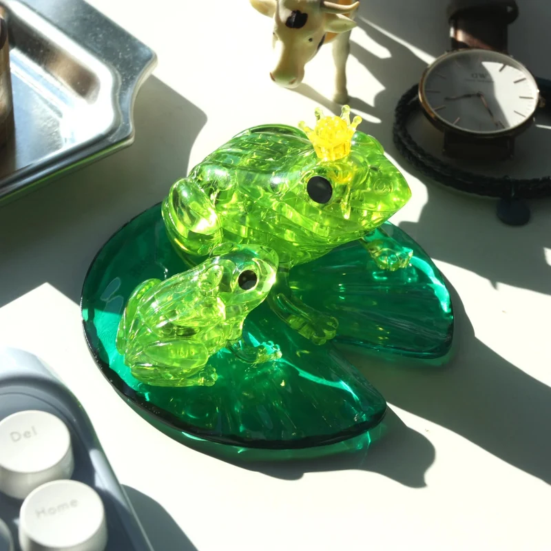 Bepuzzled 3D Crystal Puzzle: Frog