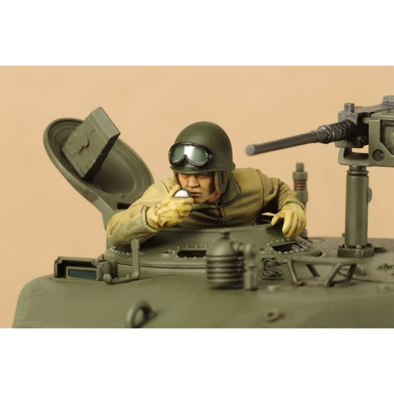 Tamiya 1/35 M4A3E8 Sherman Easy Eight European Theatre Tank