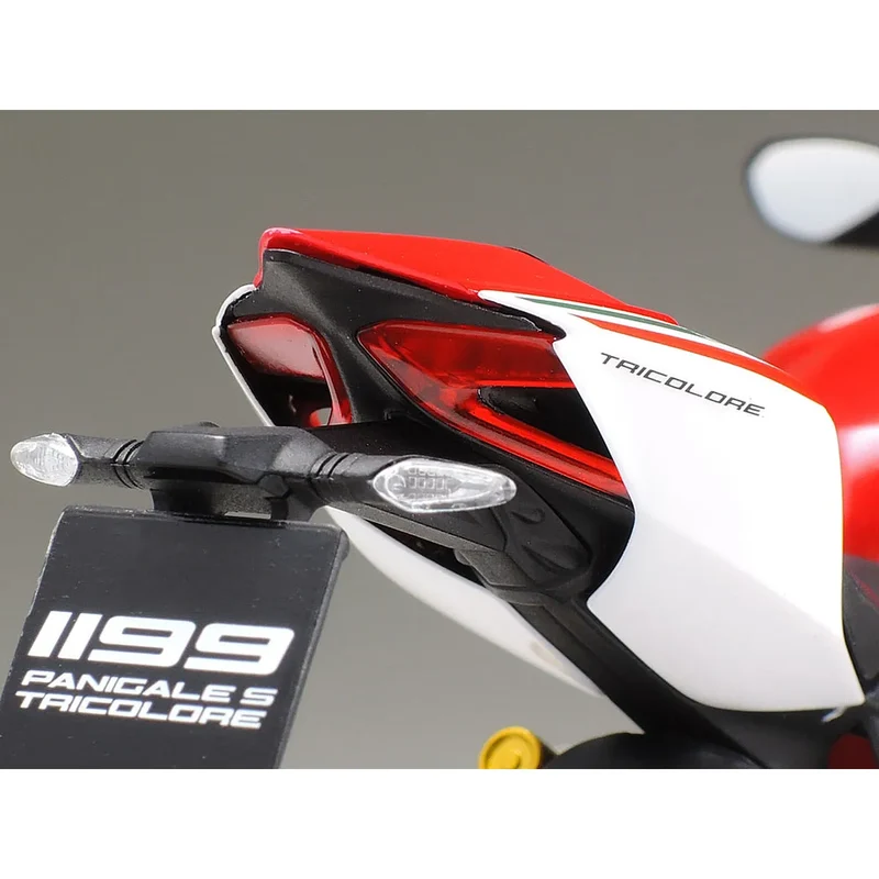 Tamiya 1/12 Ducati 1199 Panigale S Tricolore Motorcycle Scaled Plastic Model Kit