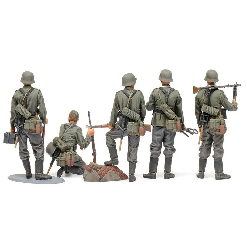 Tamiya 1/35 German Infantry Set (MidWWII)