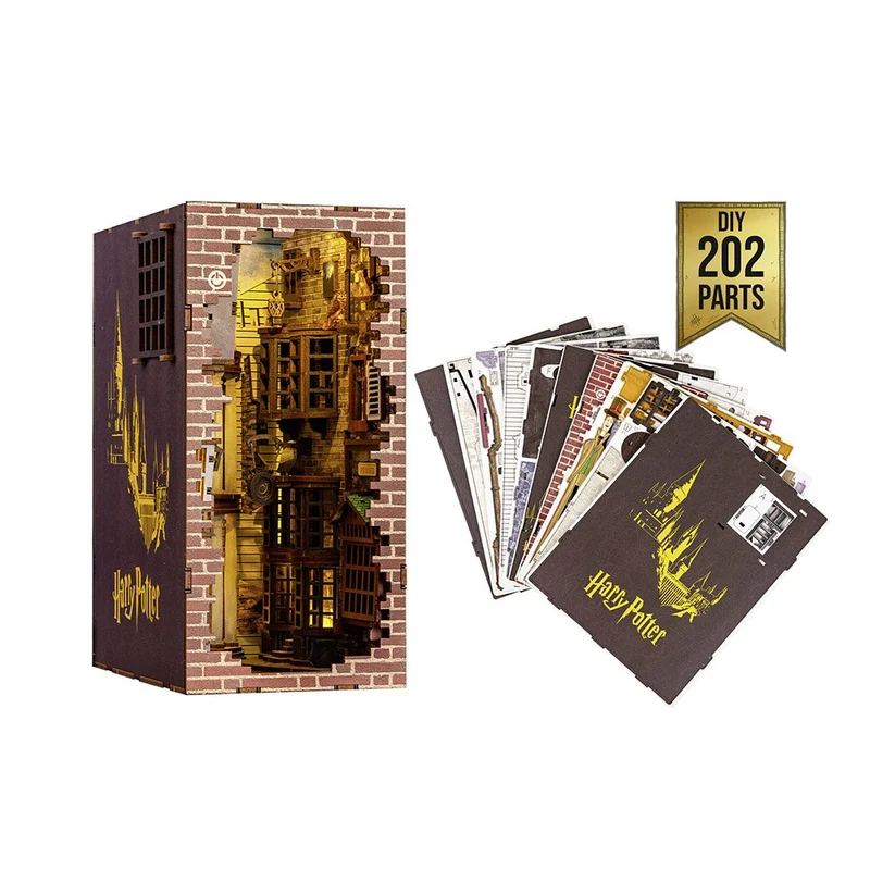 Revell 1/24 Harry Potter: Diagon Alley Book Nook