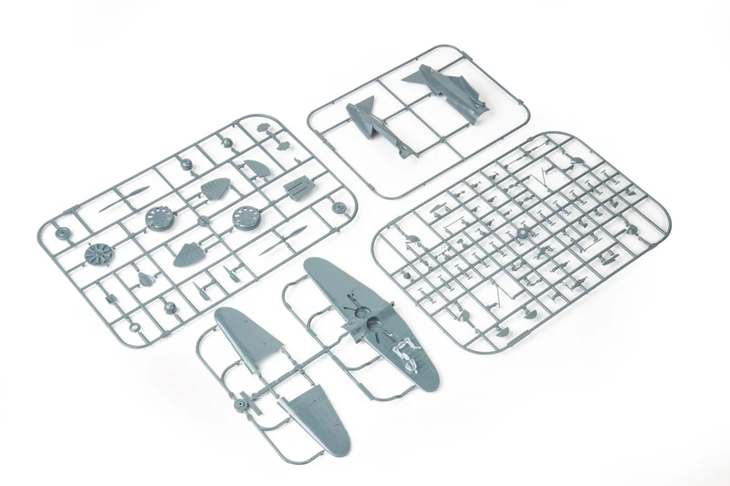1/48 I-16 Type 10 Model Kit