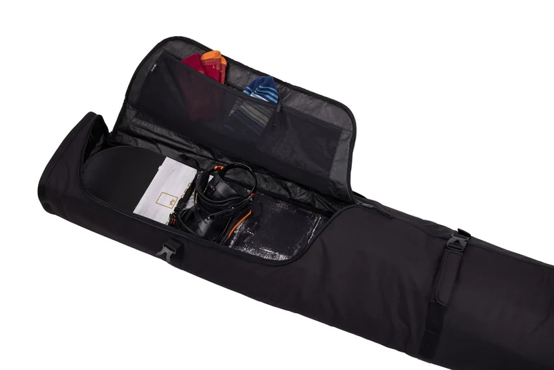 THULE 165cm RoundTrip Snowboard Roller Padded Bag Holds 2 Boards & Boots in Black
