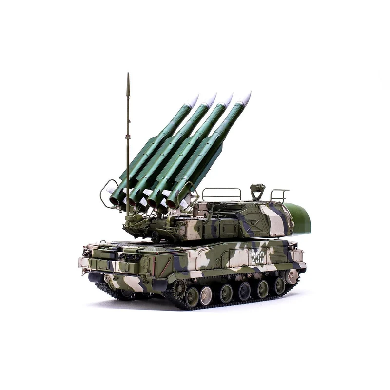 Hobby Boss 1/35 Russian 9K37M1 BUK