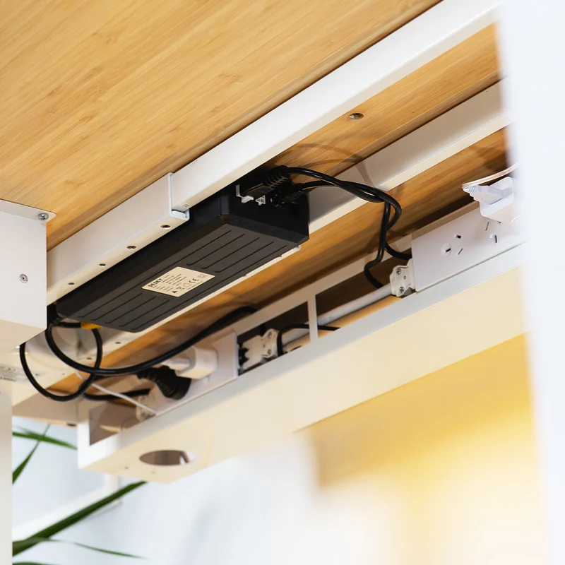 Desky Integrated Cable & Data Channel 10-Plug Space Grey