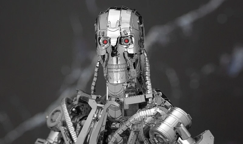 Metal Earth - 3D Metal Model Kit - ICONX The Terminator T-800 Endoskeleton