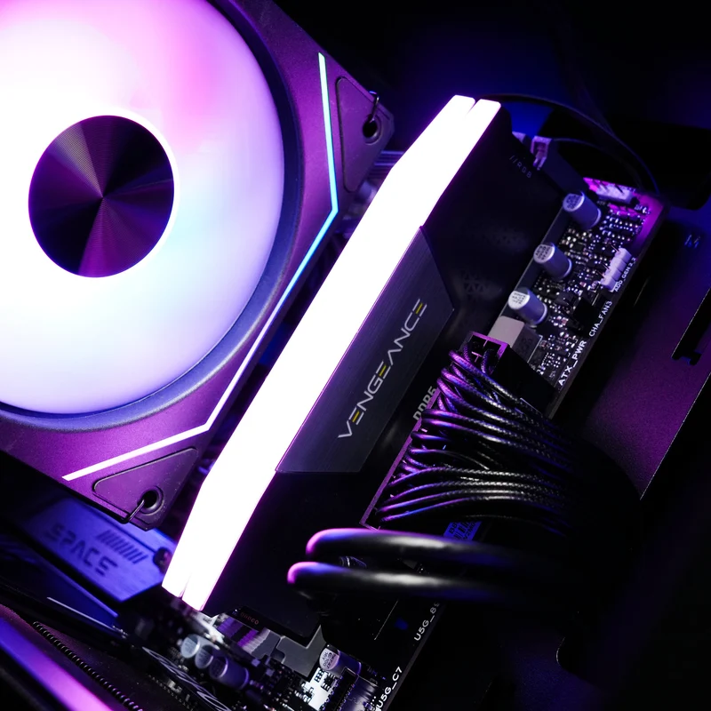 Aftershock Flow Lite | RTX 5070 OC SFF | Ryzen 5 7500F | Desktop Gaming PC