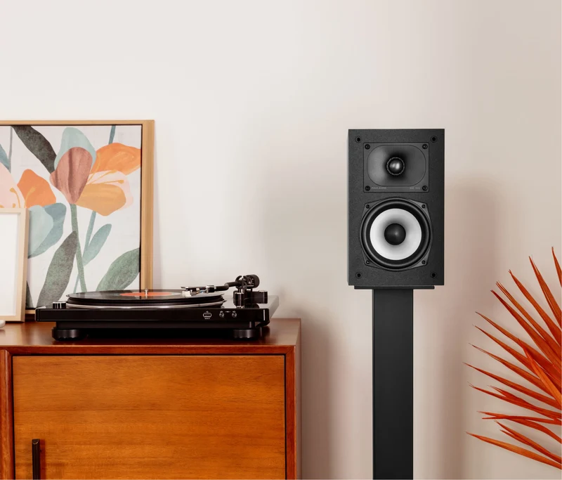 Polk Audio Monitor XT15 High-Resoultion Compact Bookshelf Speakers Pair (Black)