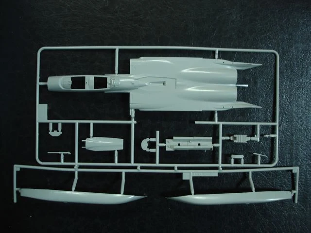 Hasegawa 1/72 F-15e Strike Eagle (U.s. Air Force Fighter/Attacker)