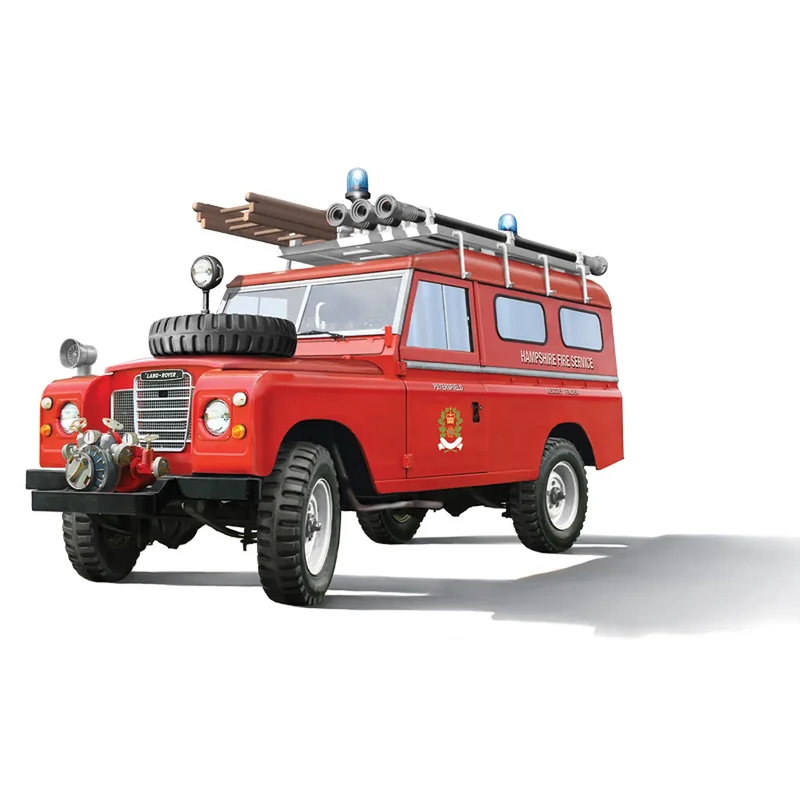 Italeri 1/24 Land Rover Fire Truck Scaled Plastic Model Kit