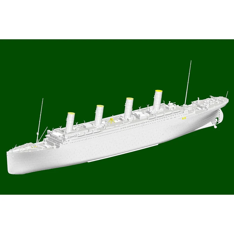 Hobby Boss 1/700 Titanic Plastic Model Kit